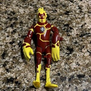 Ben 10 Heatblast Metamorfigure Light-Up Action Figure by Bandai, 2006